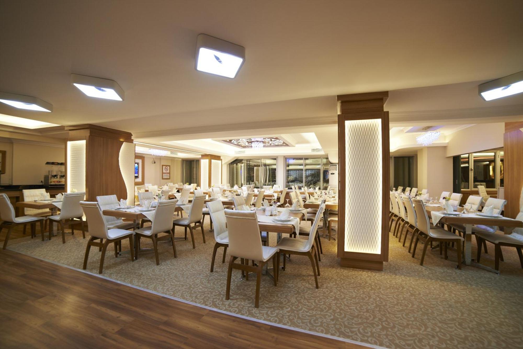 Soyic Hotel Eskişehir Esterno foto