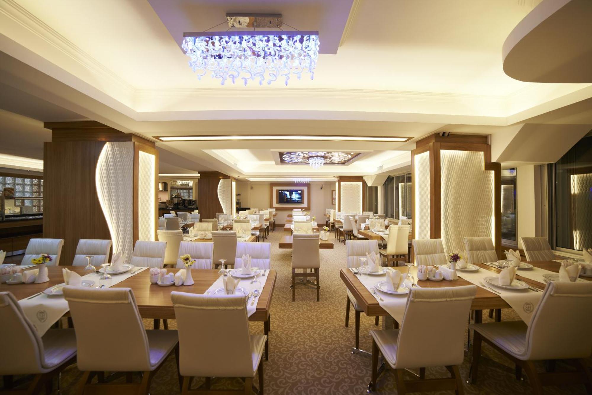 Soyic Hotel Eskişehir Esterno foto