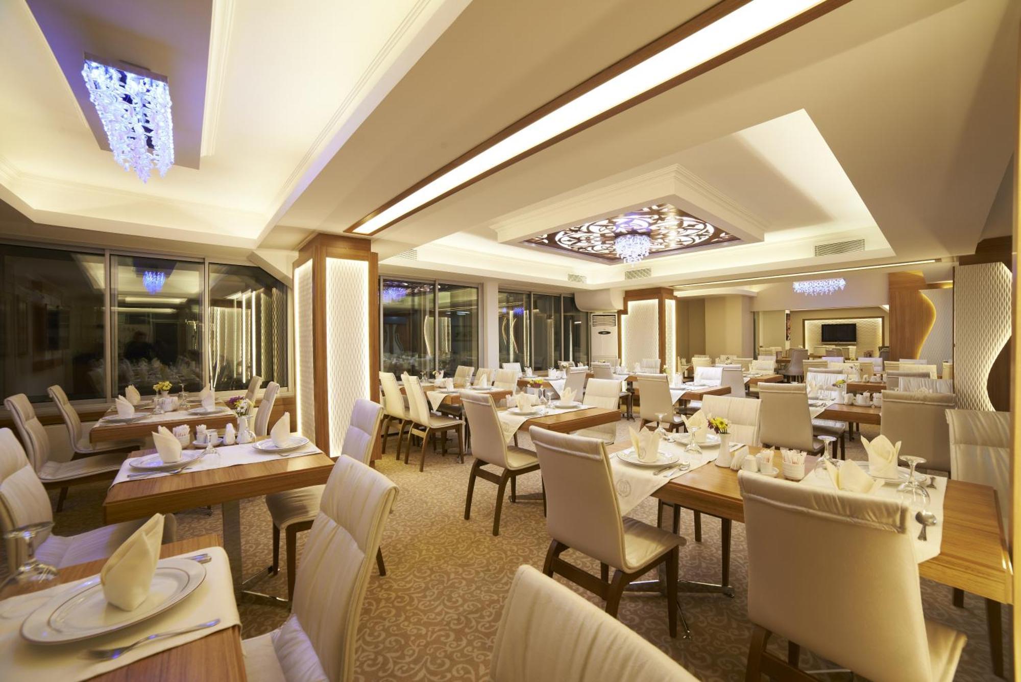 Soyic Hotel Eskişehir Esterno foto